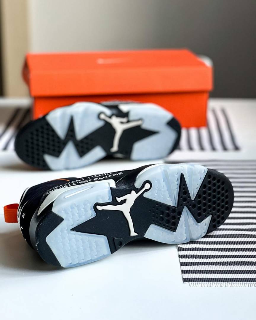 ....Nikkee Retro 6 Jumpman MVP Paris