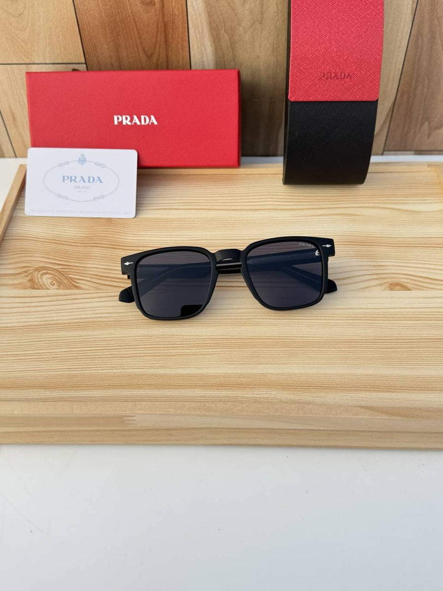 Prada_664_matt_black