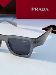 Prada_11_grey_black