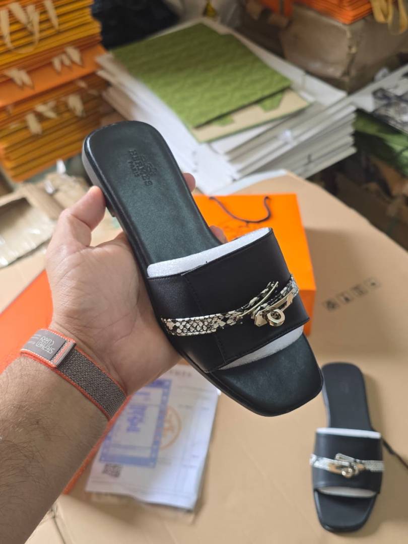 Hermmes Paris Birkin Premium Flats With OG Box & Carry Bag (Black - 889)