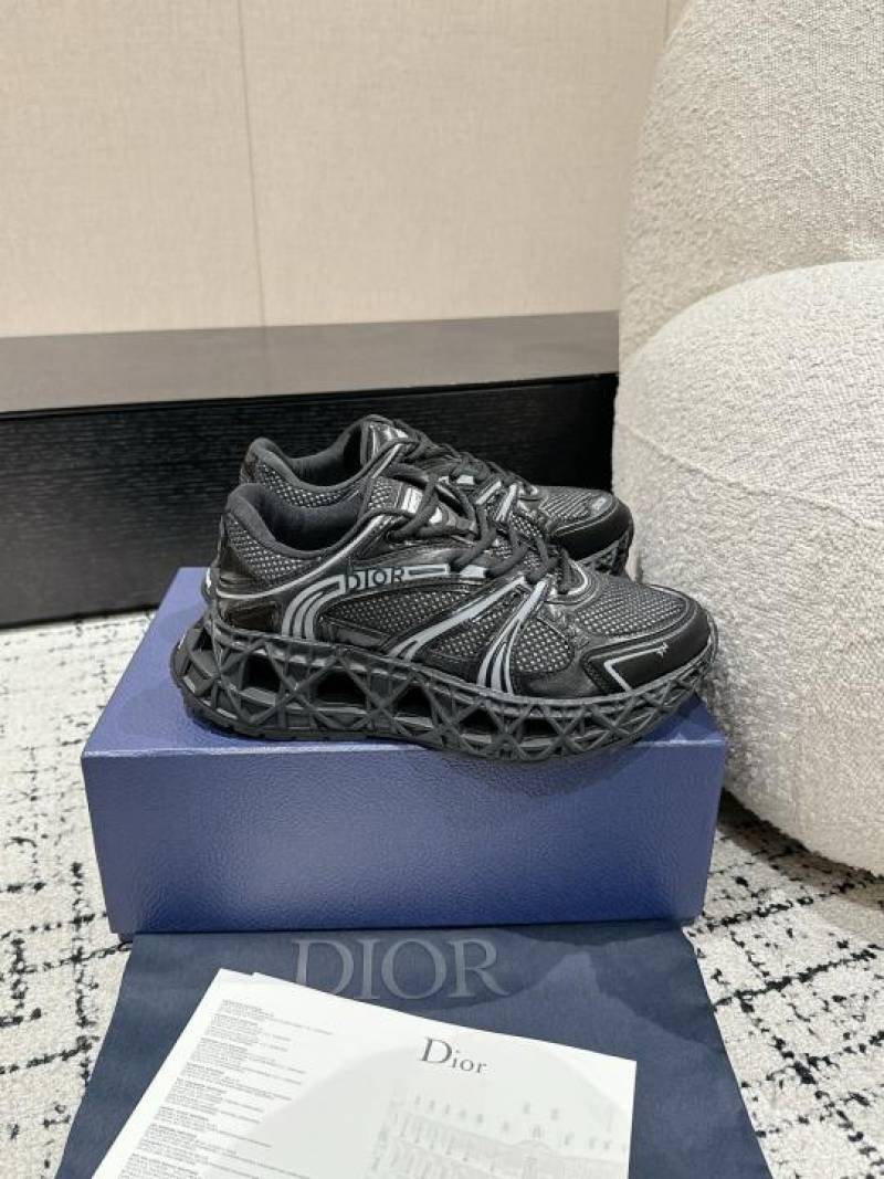 Dior b 35 nxxt black sneaker