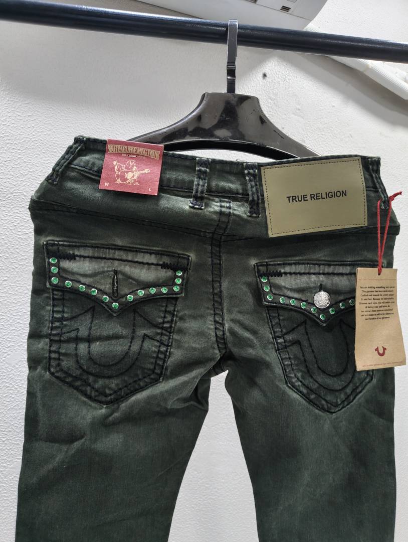 TRUE RELIGION IMPORTED STORE ARTICLE JEANS