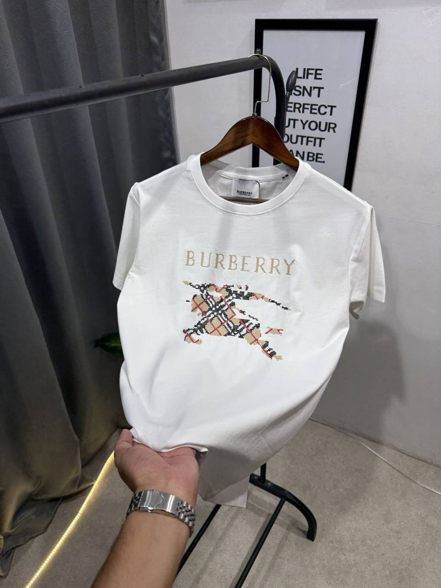 Burberry embroidery logo imported round neck tshirt white