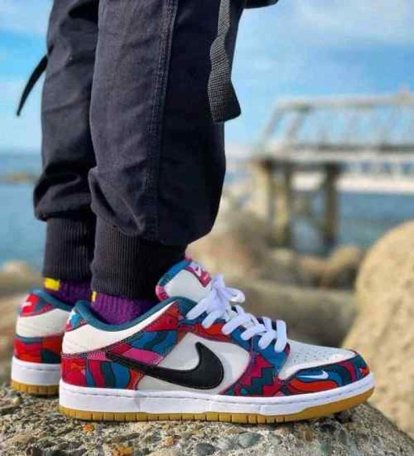 Niikee sb dunk low x parra 111