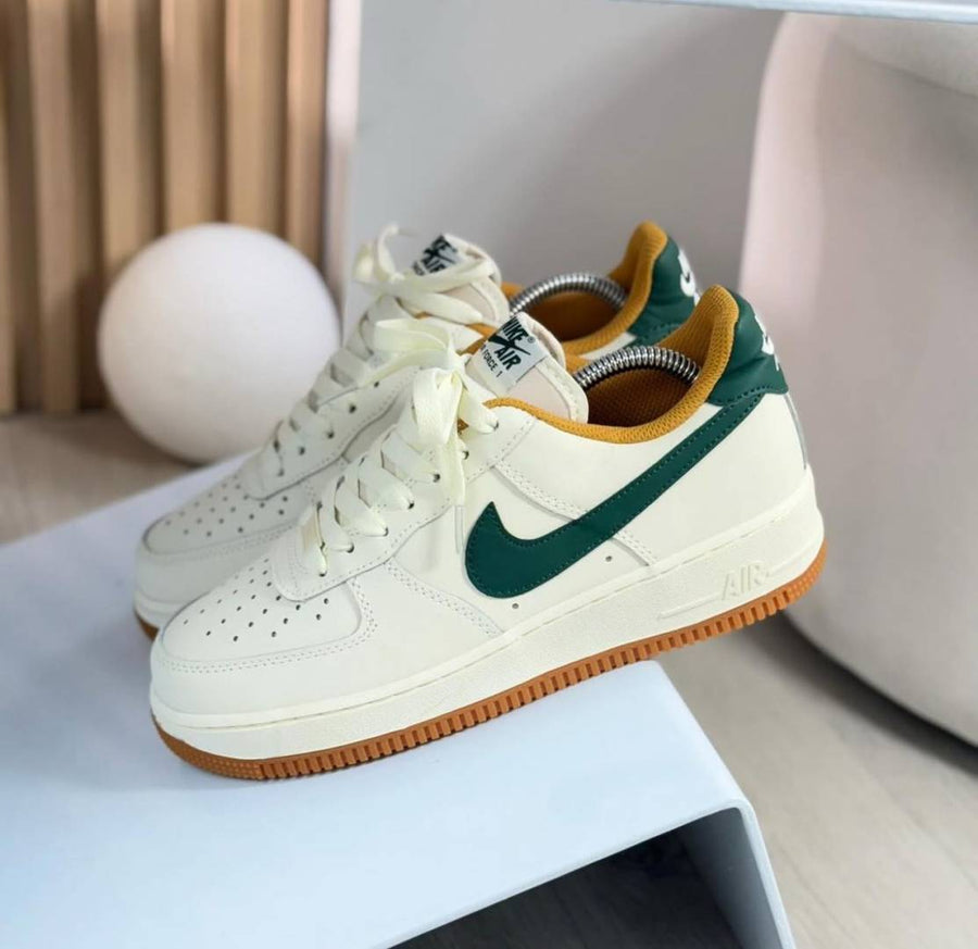 ....Nikkee Airforce 1 Low Hamava 158