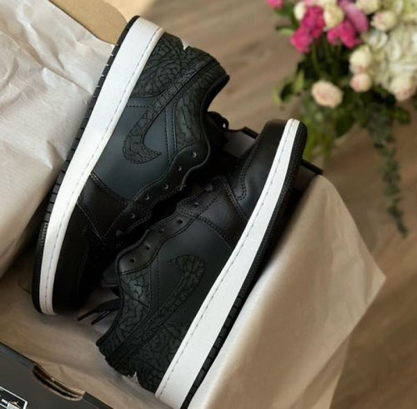 air jordan 1 low black elephant