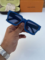 Louis Vuitton_1505_blue_black
