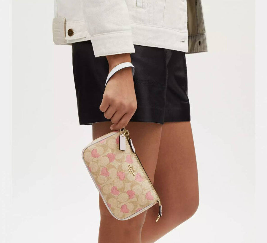 Coach_Nolita_19_Heart_Edition_With_Original_DustCover_CarryBag