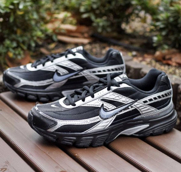 Nike initiator black silver sneakers fix