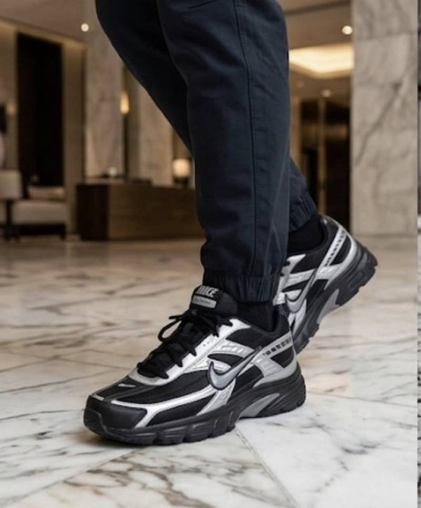 Nike initiator black silver sneakers fix
