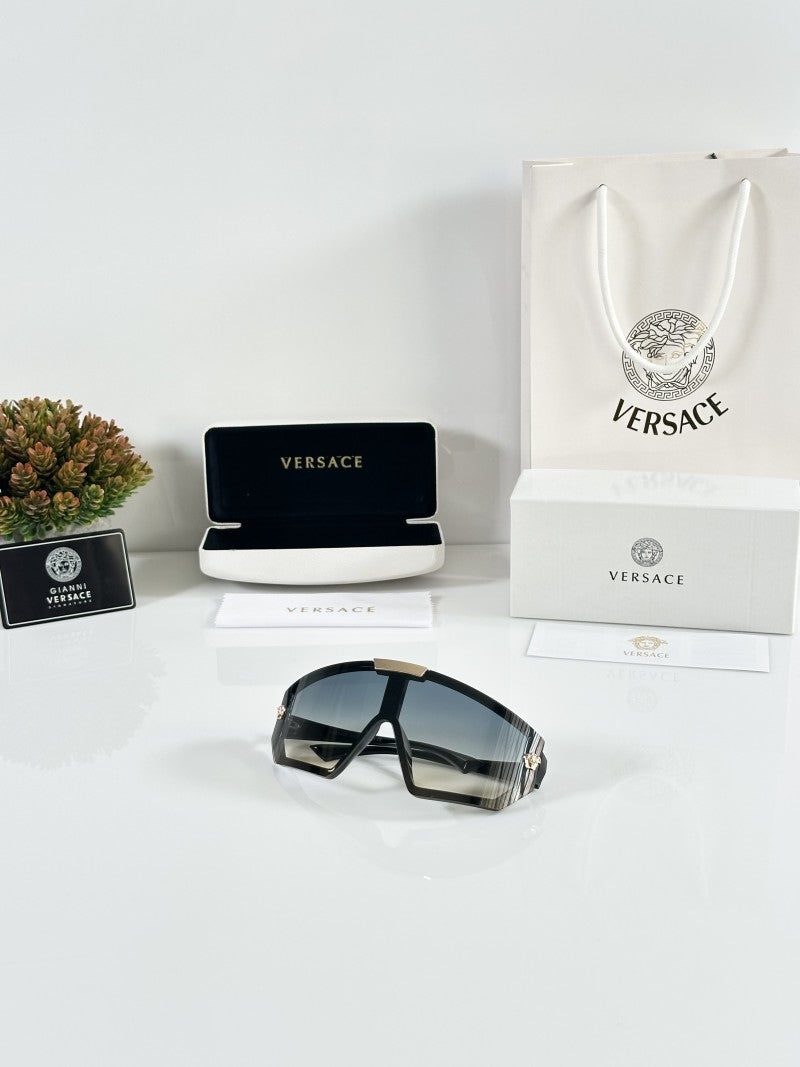 Versace 134 Black Green DC
