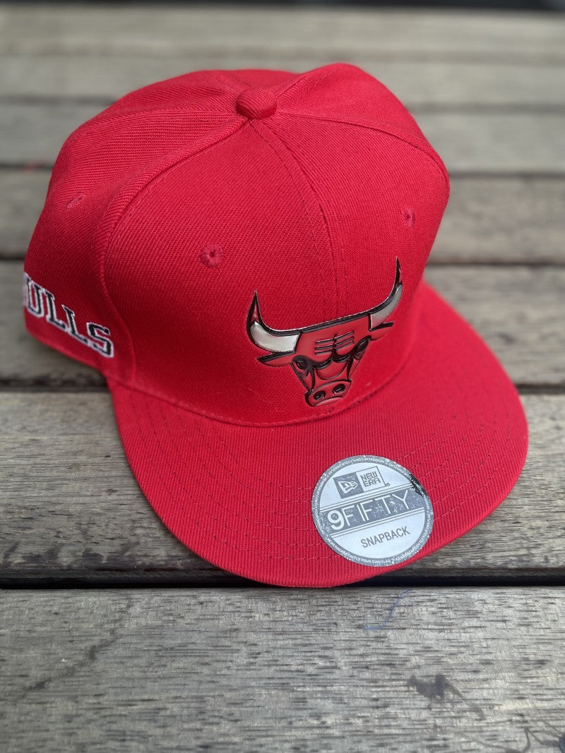 Chicago Bulls Basic Gym Red Premium Unisex Snapback Cap (With Box) 451