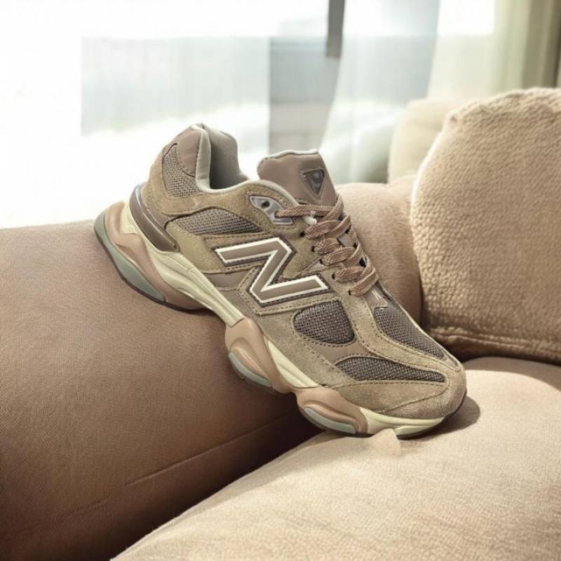 New Balancce 9060 Brown