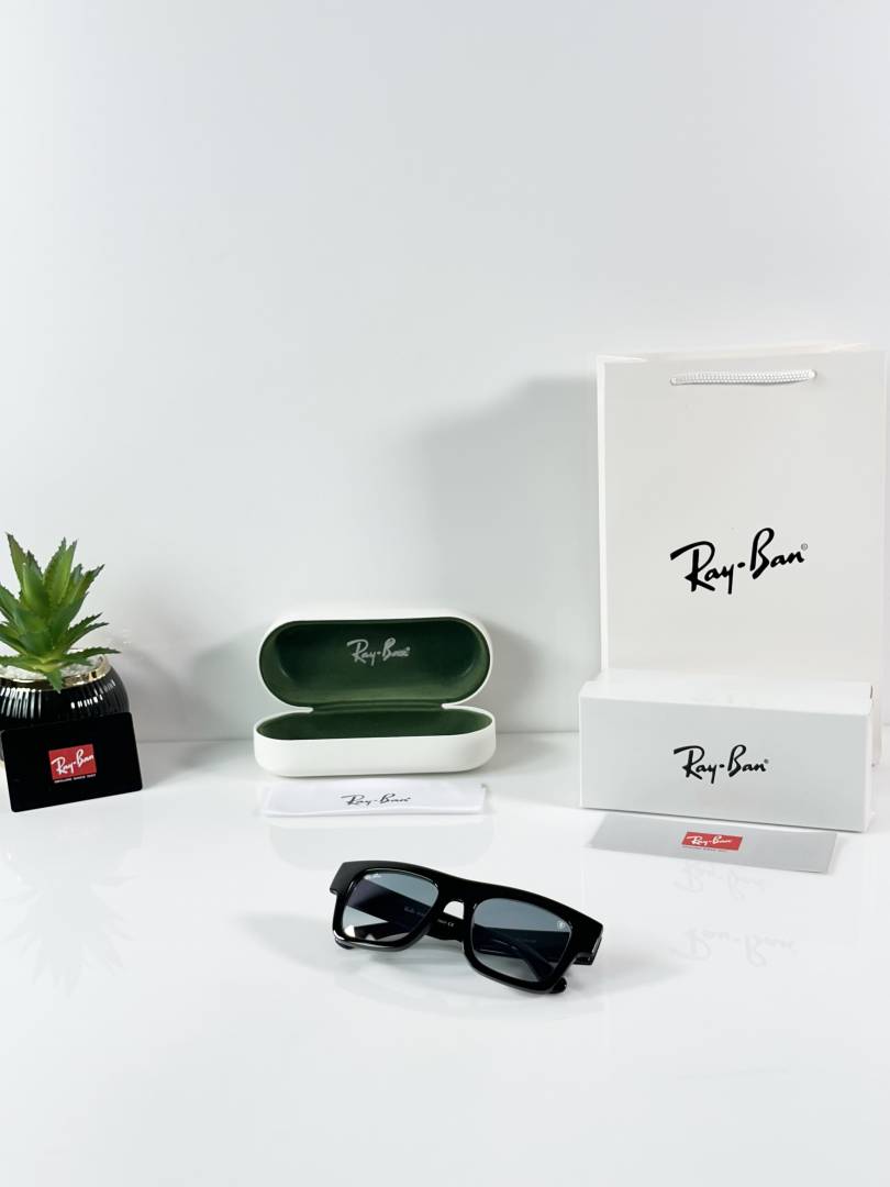 Ray-Ban 4415 Black Blue GLASS