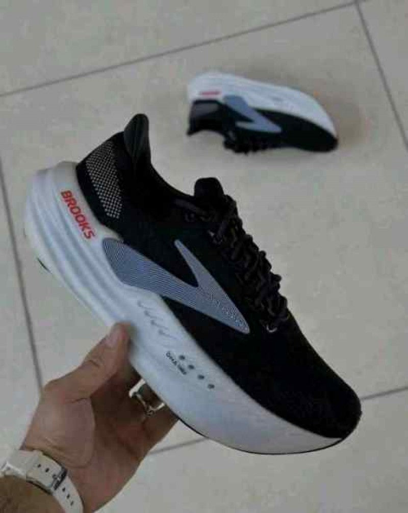 Brooks Glycerin max black White 743
