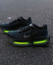 Nike Vomero Premium Black Volt