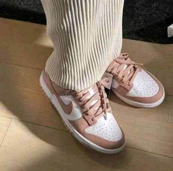 Nike Dunk Low Rose Whisper 681