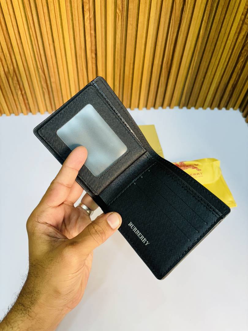 106 BURBERY PREMIUM QUALITY WALLET