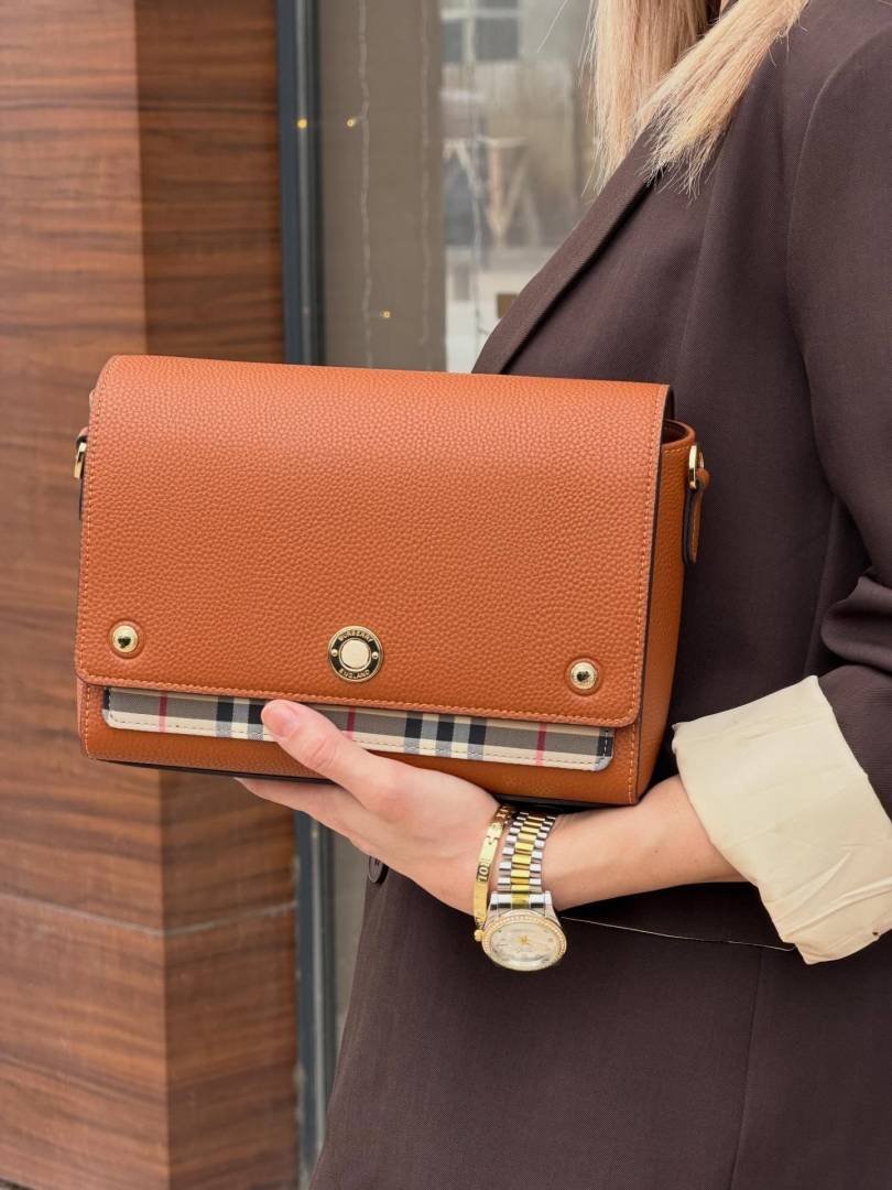 Burbberry Note Premium Signature Shoulder Bag With OG Box & Dust Bag (Brown - 1185)