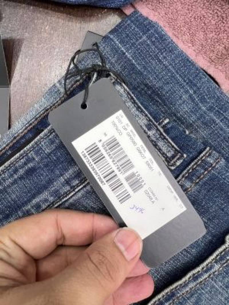 Dolce and Gabban a Green Shade Premium Imported Stretchable Lycra Fabric Straight Fit Denim with Emboss Logo Sale Offer 3496