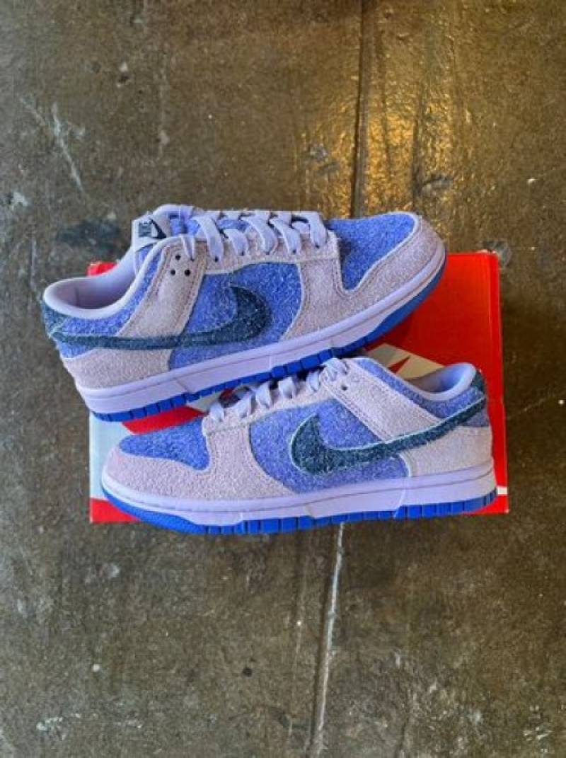 Nike SB DUNK LOW HYDRANGEAS