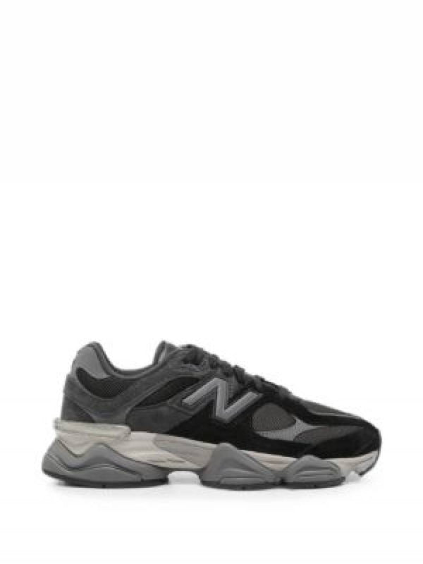 9060 Black Castlerock Grey