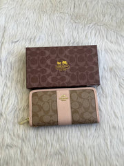 Coach_127_Ap-Pink_Long_Zippy_Wallet_With_OriginalBox