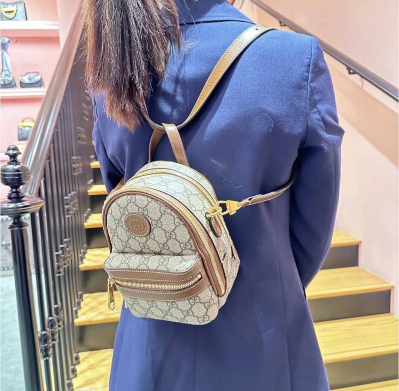 Gucci_Multi-Function_Crossbody_Bag_Interlocking_Logo_With_OriginAuldoubleBox