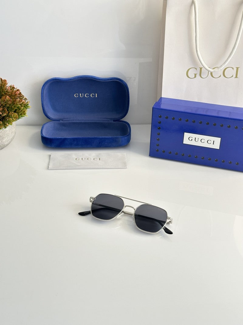 GG 8220 Silver Black