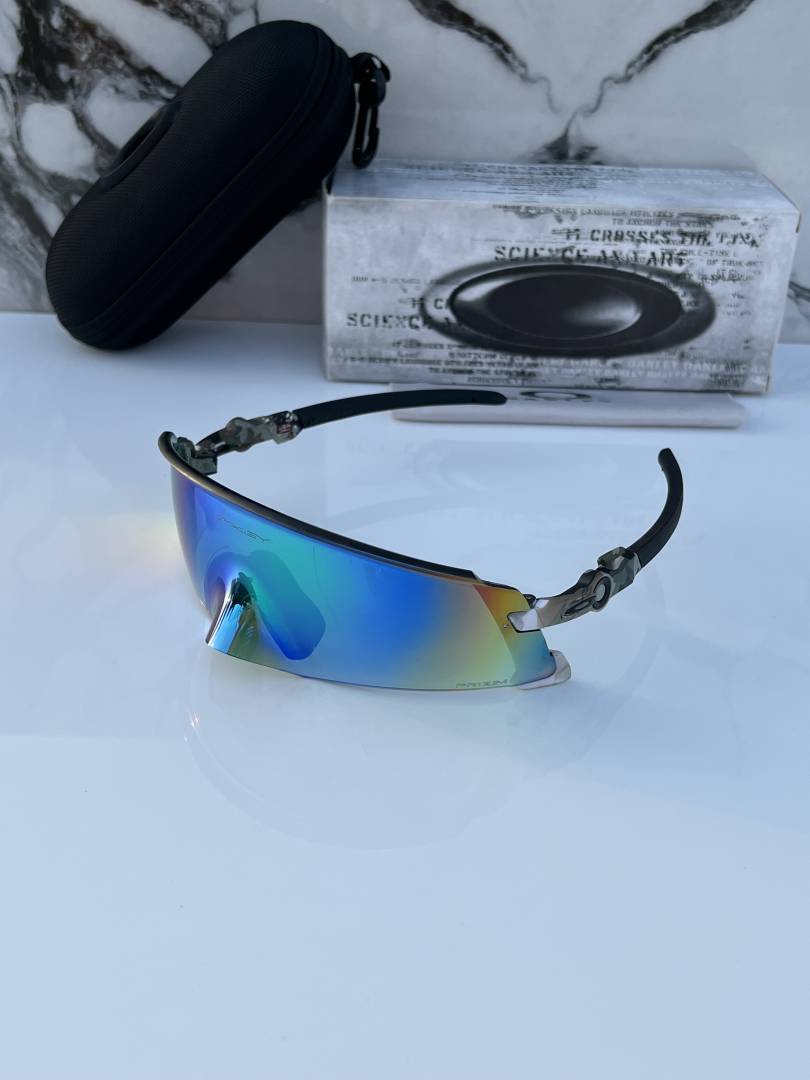 Oakley_9455_green