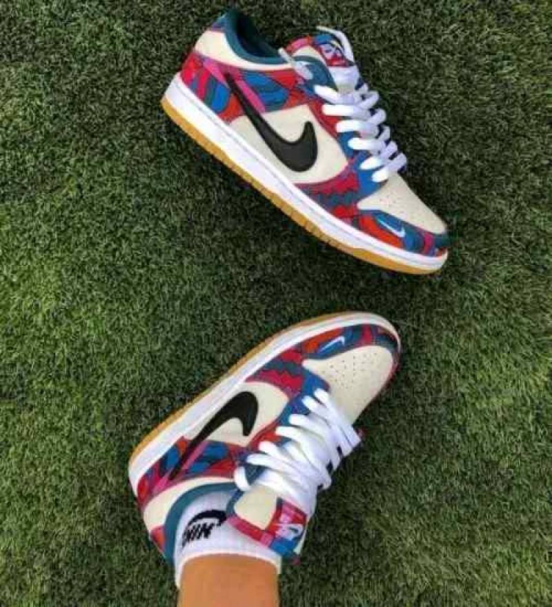 SB Dunk Low Parra 678