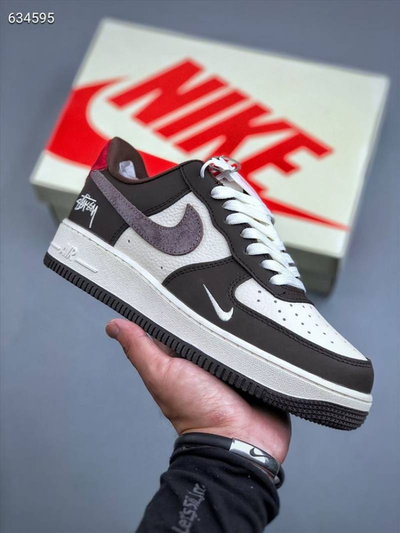Nike Air Force 1 Stussy Brown Leather