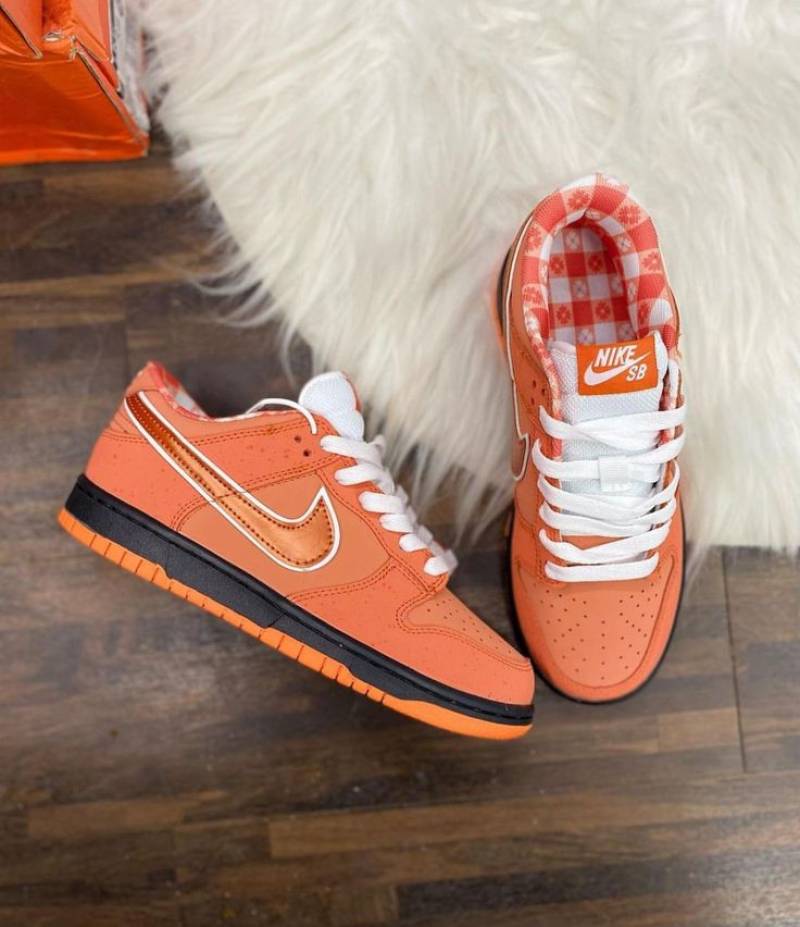 Sb Dunk low Concepts Orange Lobster With Extra lace & bands 650