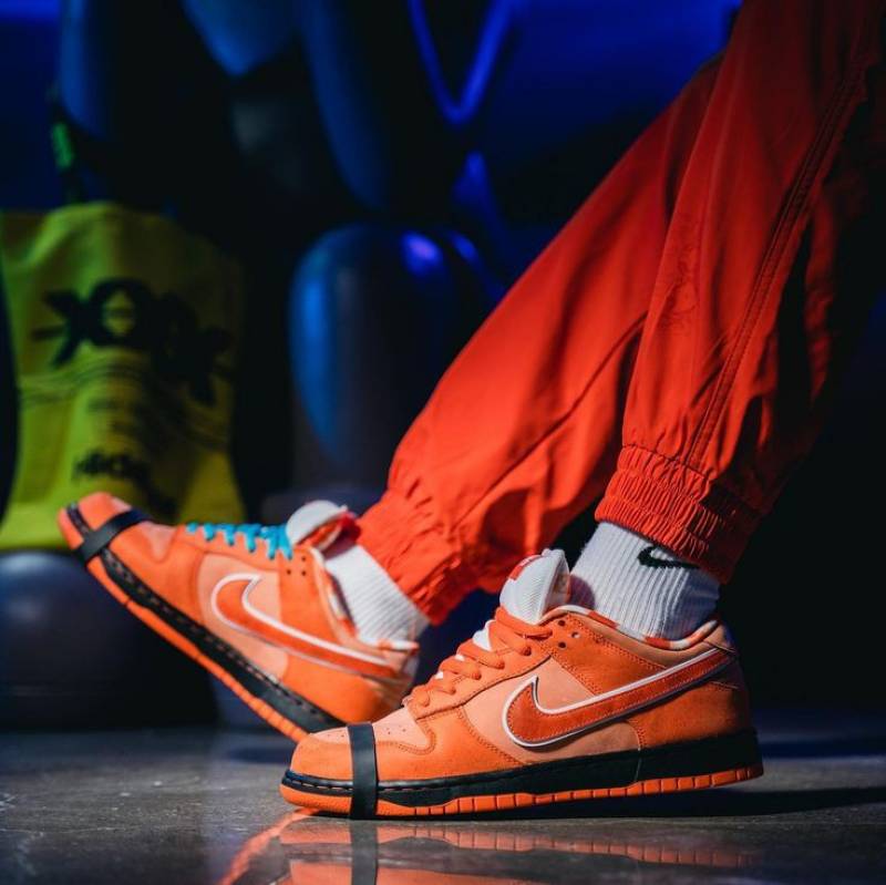 Sb Dunk low Concepts Orange Lobster With Extra lace & bands 650