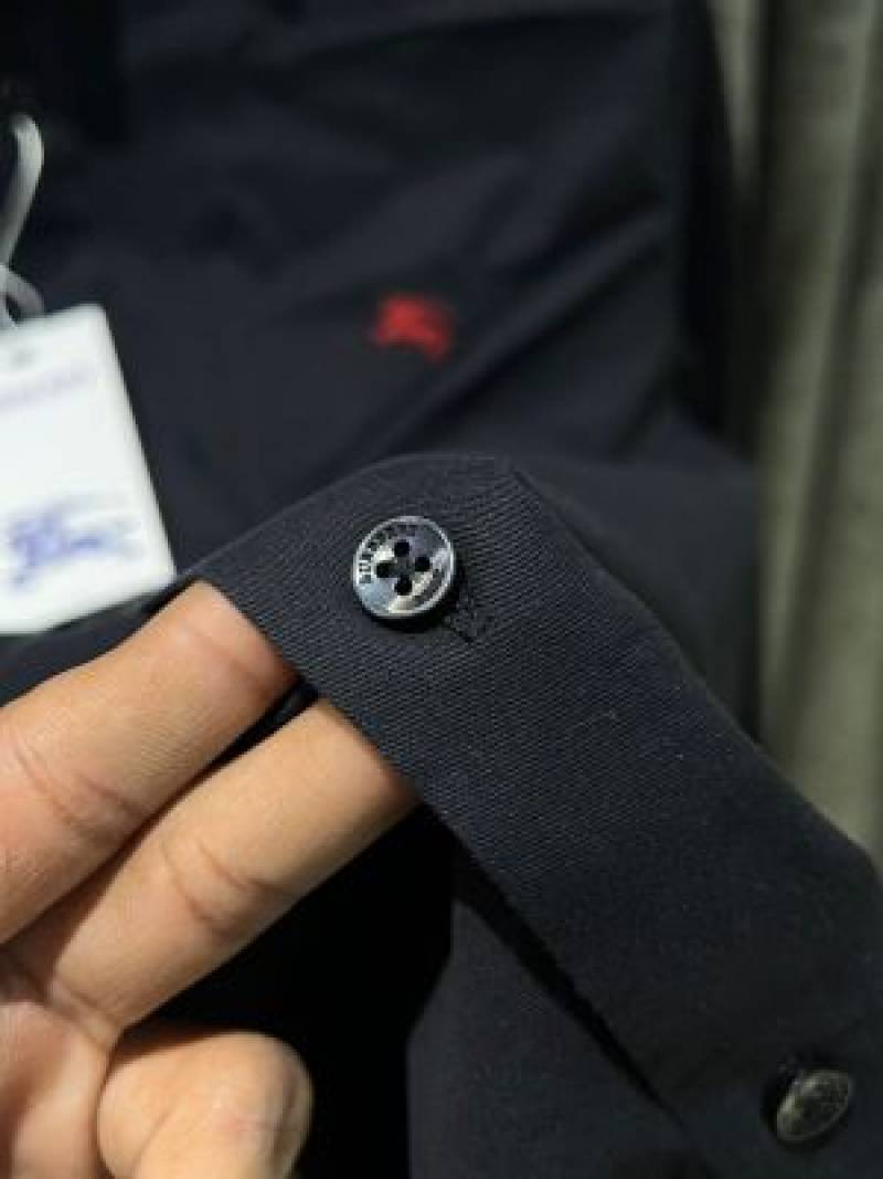 Burberry IMPORTED STORE ARTICLE SHIRT