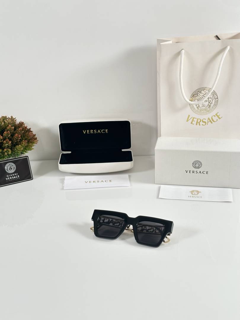 Versace 8800 Gold Black