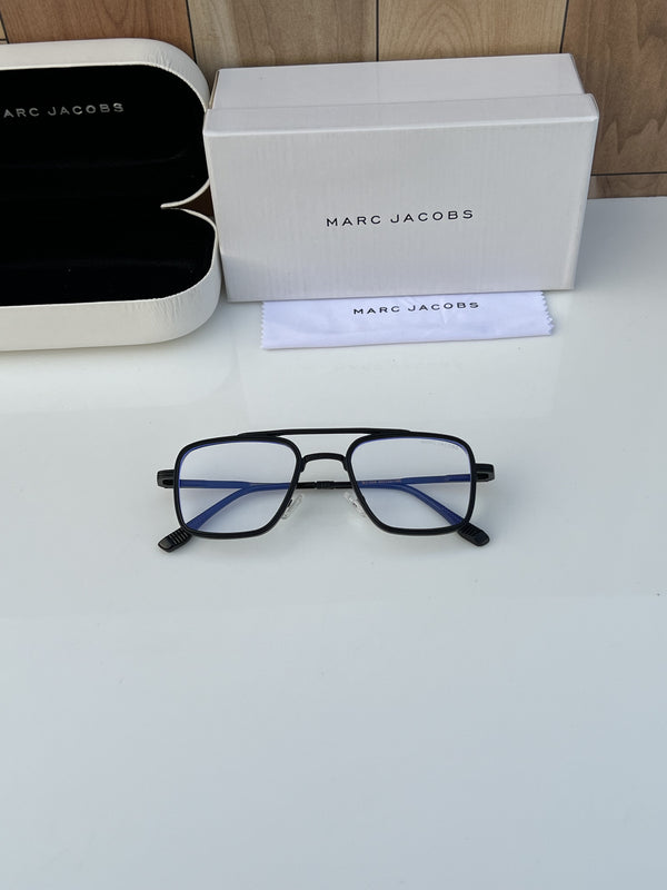 Marc_jacobs_504_black_plano