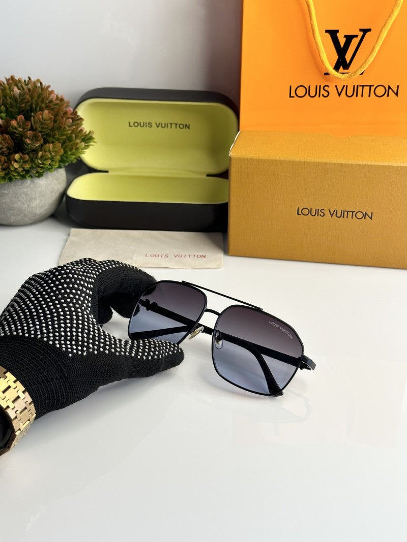 Louis Vuitton_1224_Black_Blue