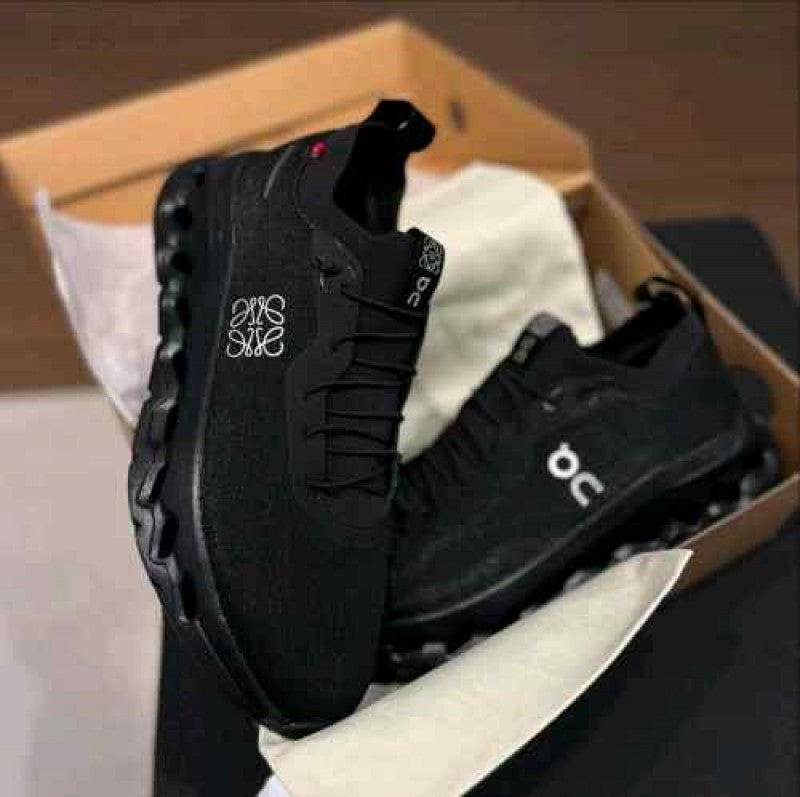 On Cloudtilt x Loewe All Black