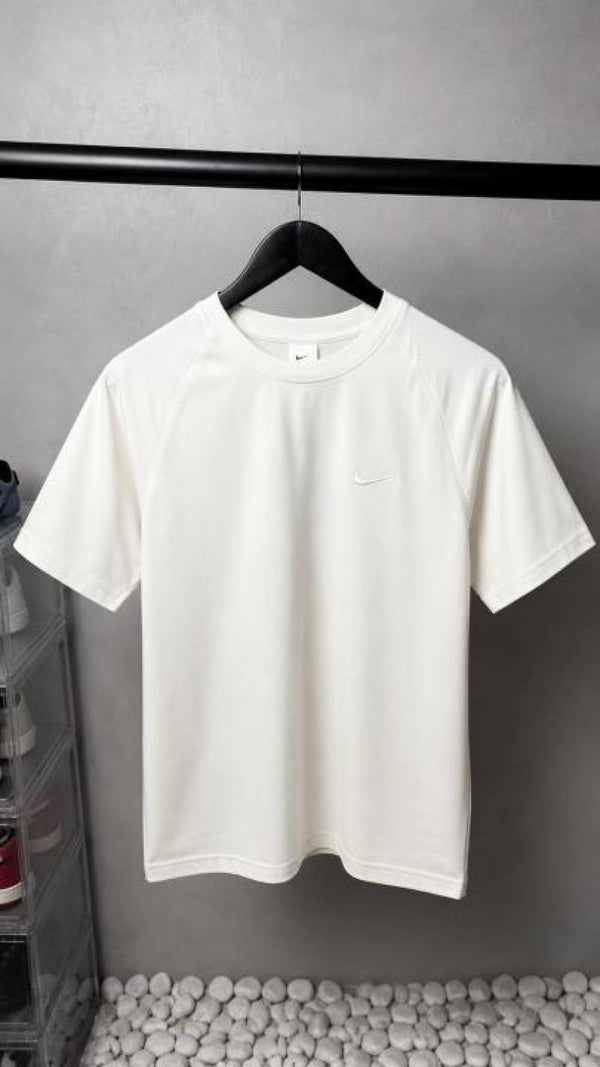 Nike Premium Round Neck T-Shirt 2328