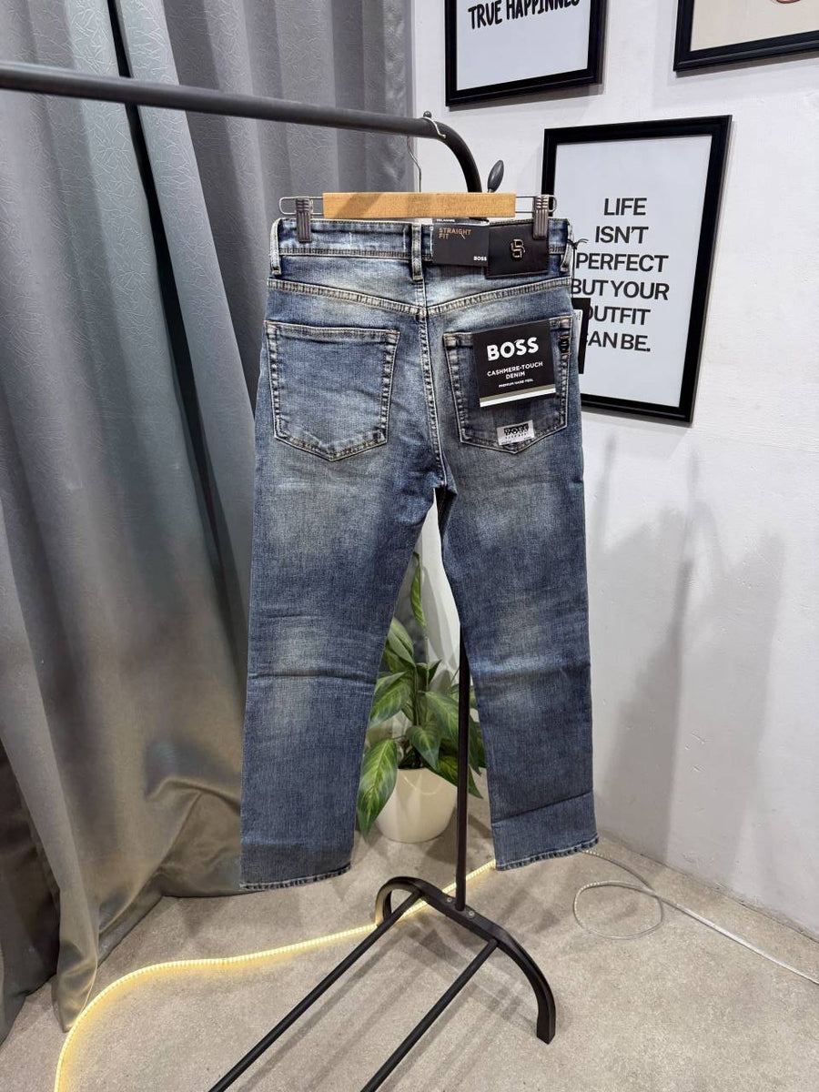 Hugo bos straight fit imported denim with brand buttons and packing