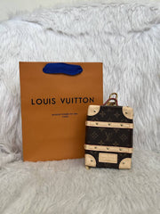 Louis_Vuitton_Mini_Bagcharm_With_CarryBag