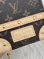 Louis_Vuitton_Mini_Bagcharm_With_CarryBag