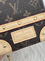Louis_Vuitton_Mini_Bagcharm_With_CarryBag