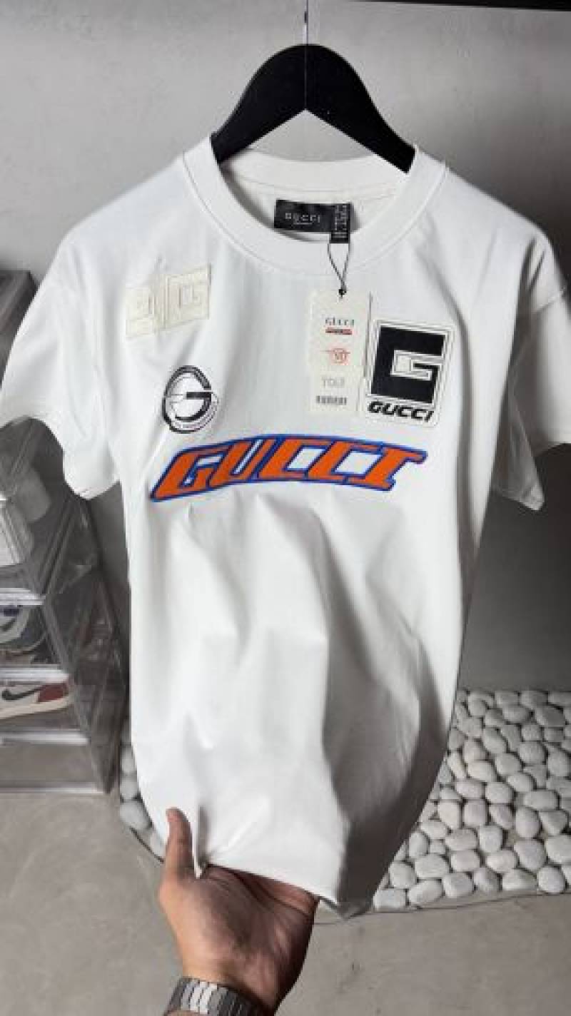 Gucci Premium Logo Patch T-Shirt 1299