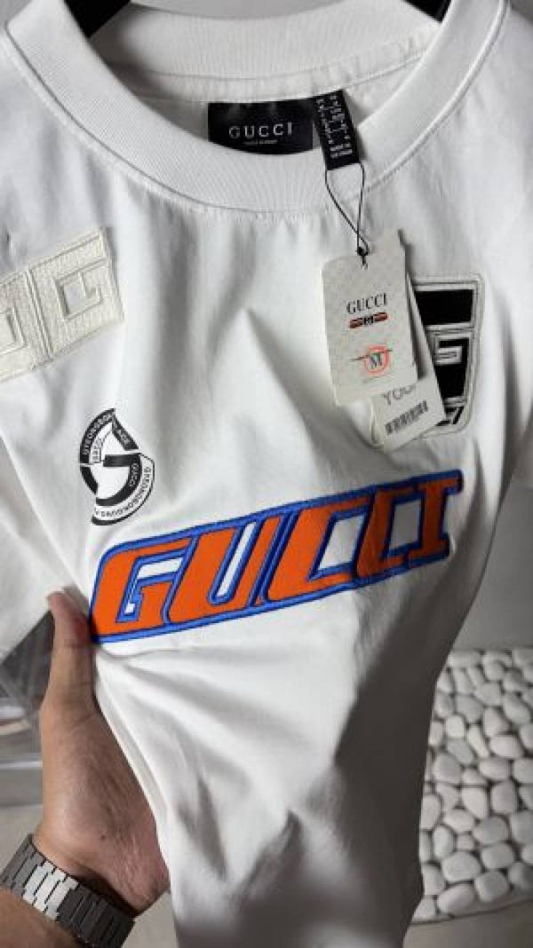 Gucci Premium Logo Patch T-Shirt 1299
