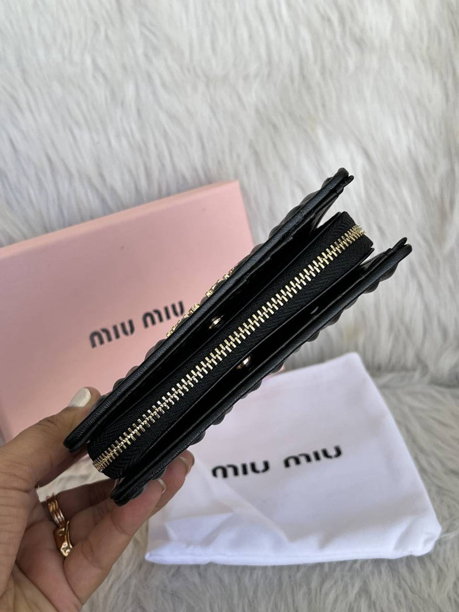 Miu Miu Matelasse Black Leather Wallet With Original Box & Dust Cover Packaging