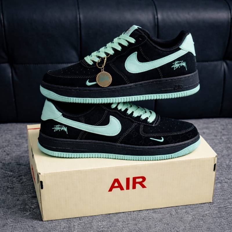 Nike AIRFORCE 1 LOW STUSSY TIFFANY BLUE