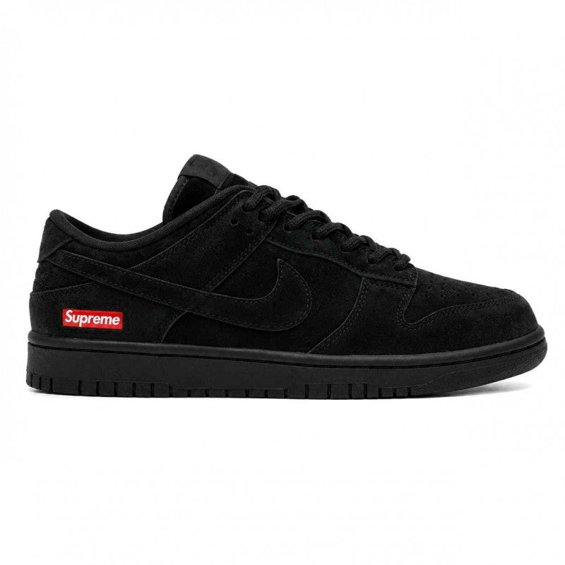 Nike Sb Dunk Low x Supreme black