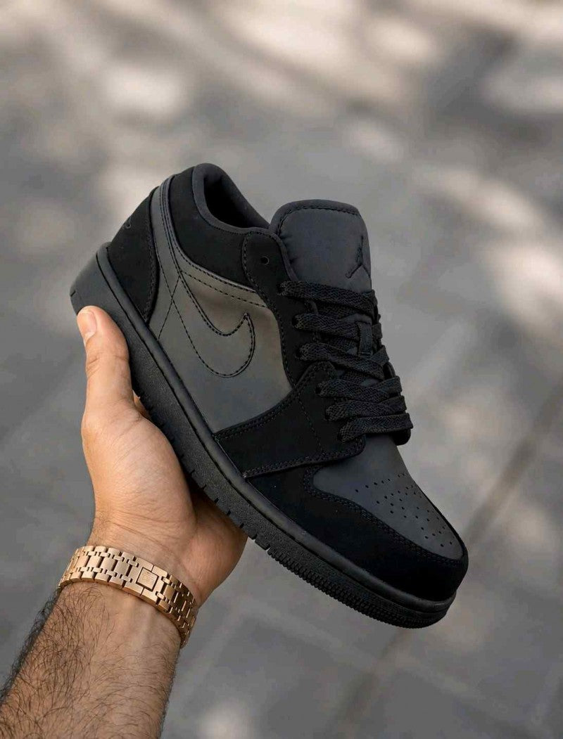 Nike Air Jordan 1 Low Triple Black 6063